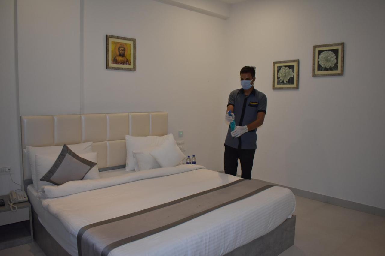 Hotel Siddhartha Inn Udaipur Buitenkant foto