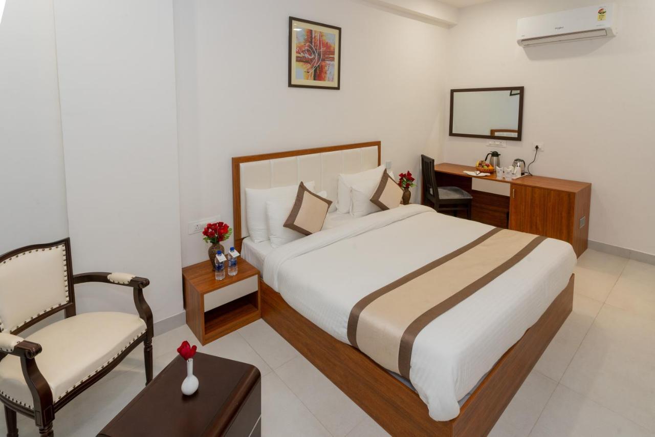 Hotel Siddhartha Inn Udaipur Buitenkant foto